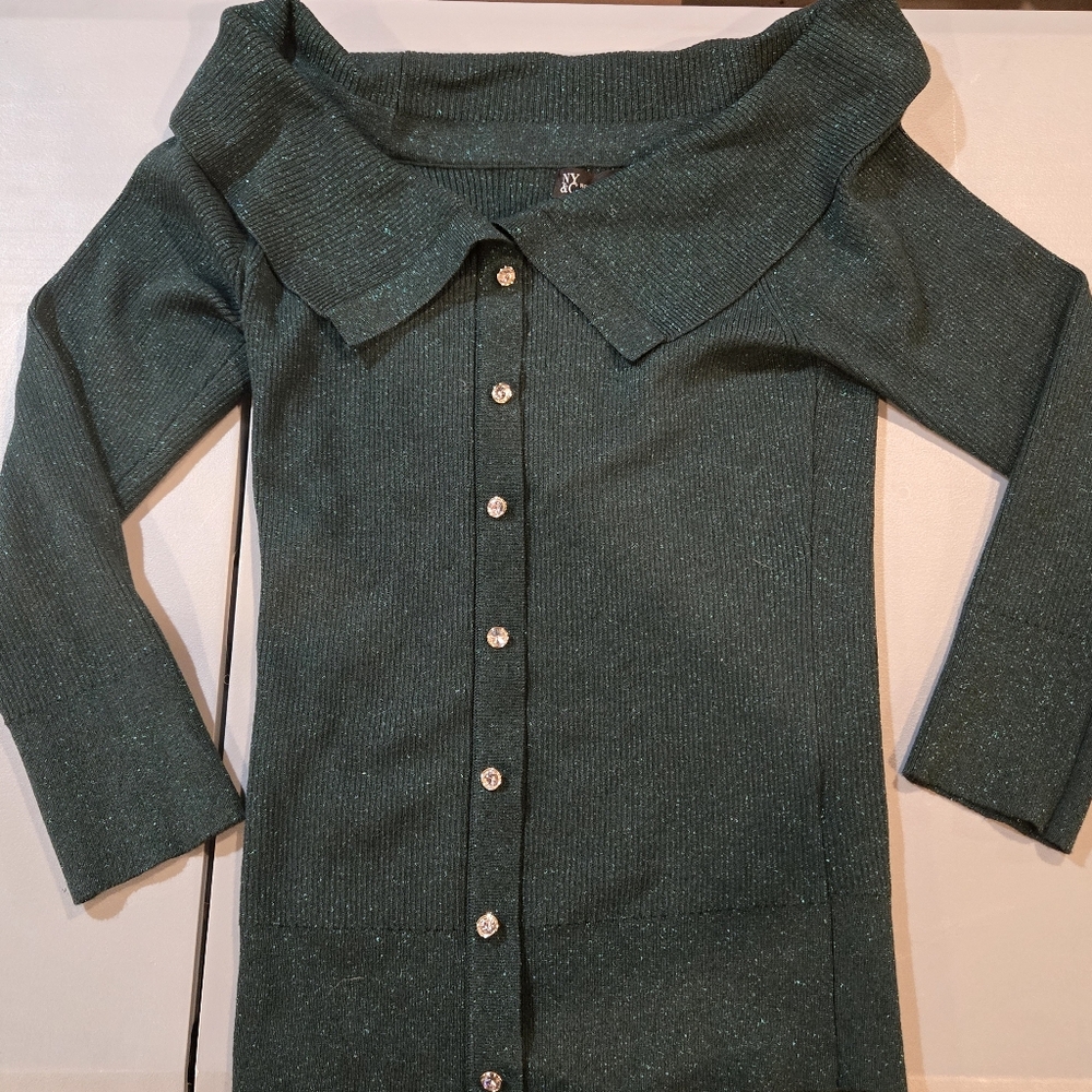 New York & Company Green Sweater with Button Detail 3c27